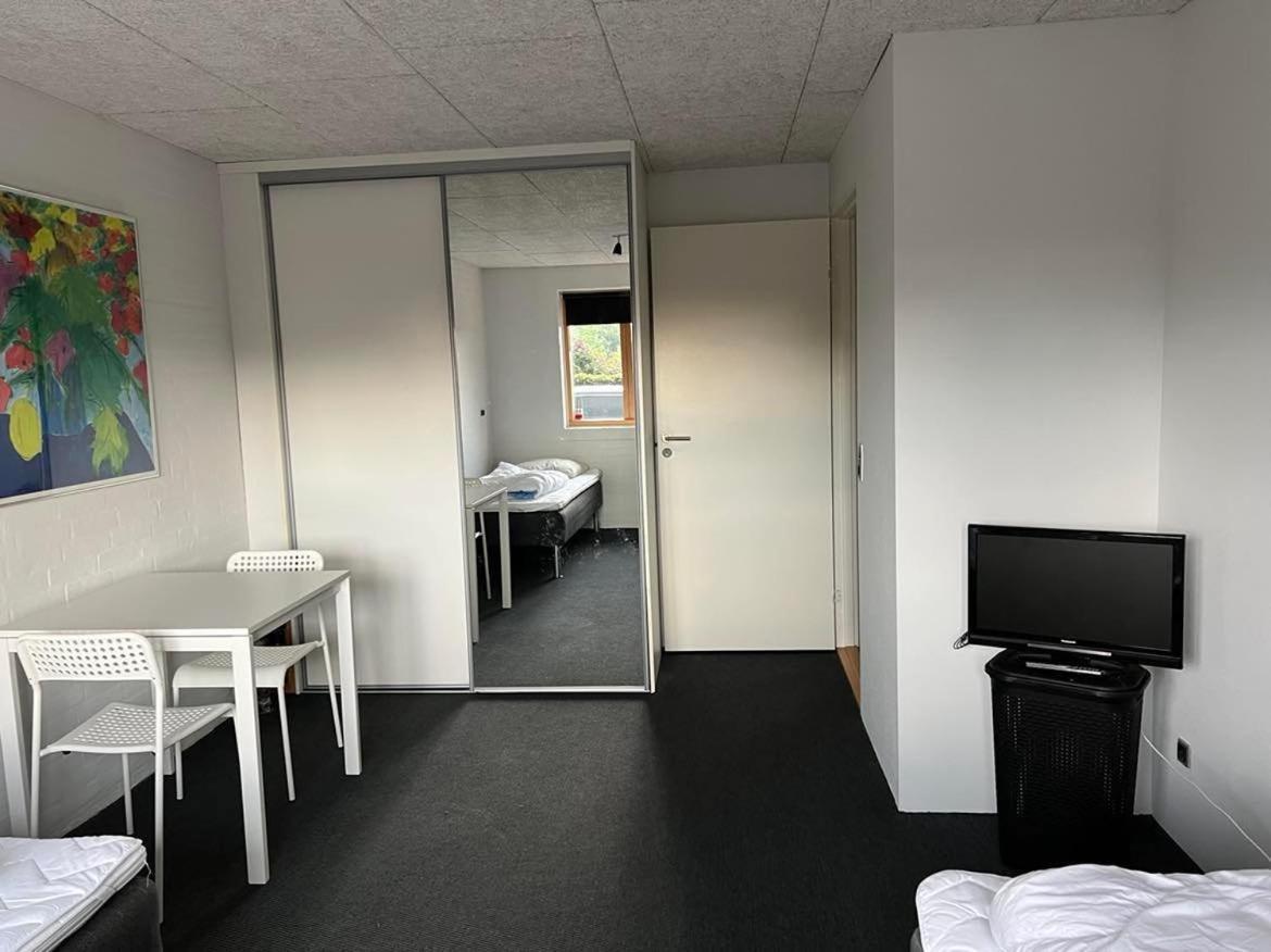 Ebbesens Bed And Bath - Two Double Rooms Χέρνινγκ Εξωτερικό φωτογραφία